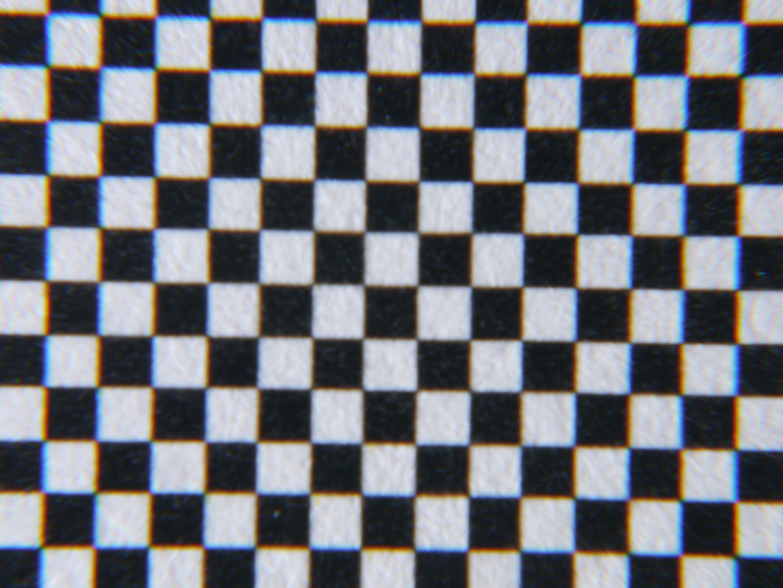 Checkered pattern (1mm square size), uncorrected.