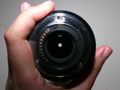 Lens with aperture closed.