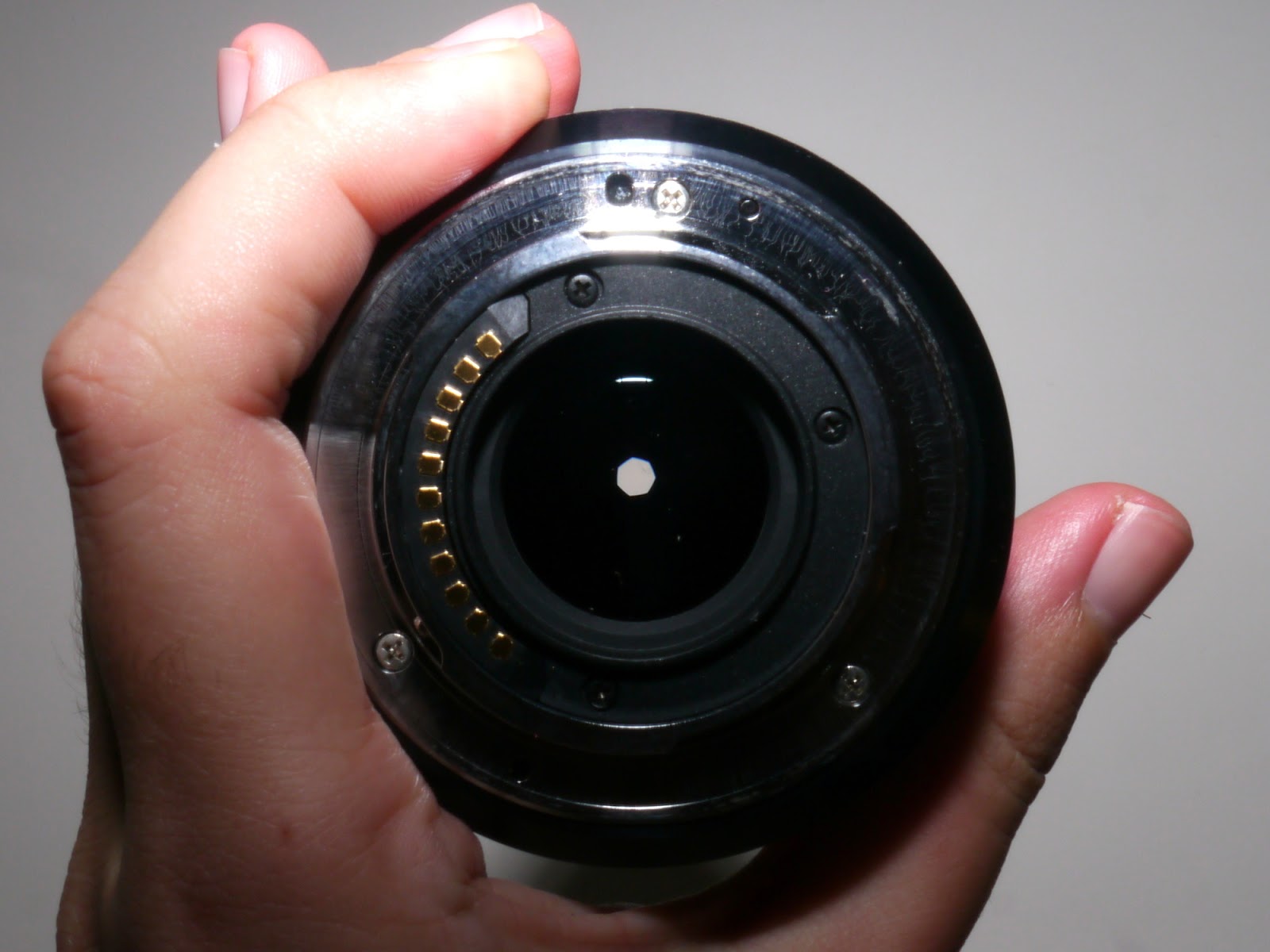 Lens with aperture closed.